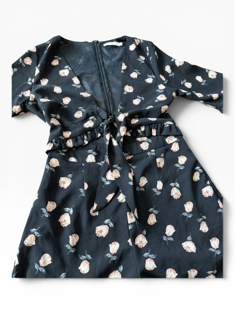 Vera & Lucy Black Floral Tie-Front Romper Playsuit Size S - Picture 6 of 6